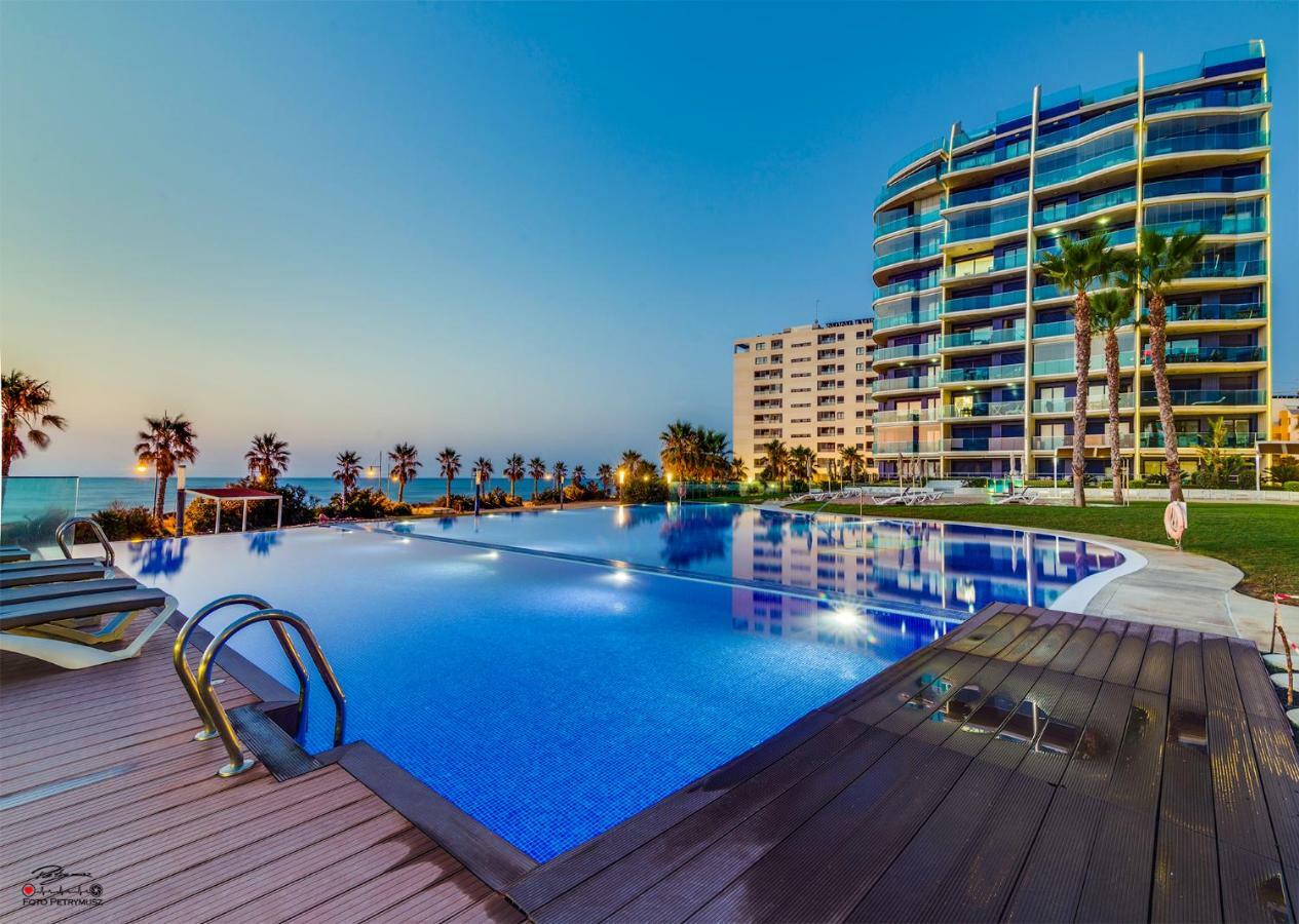 Appartamento Torrevieja - Punta Prima Sea Senses Esterno foto