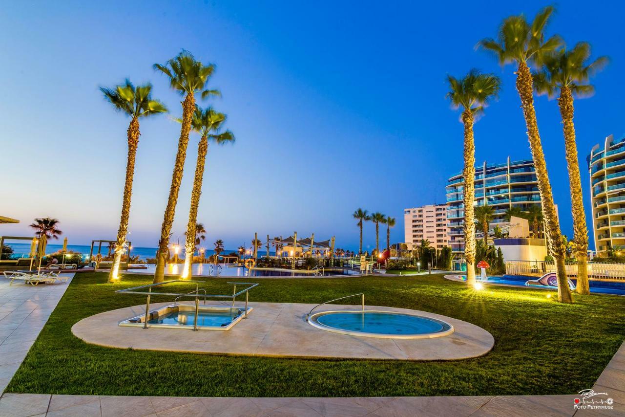 Appartamento Torrevieja - Punta Prima Sea Senses Esterno foto